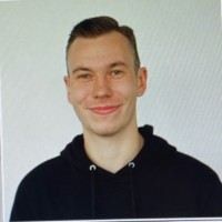 Nils Schneider