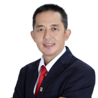 Hùng Huỳnh