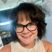 Paula Hunter