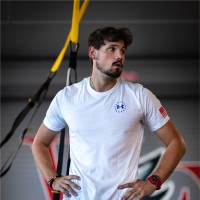 Caz Fernandez