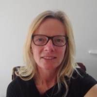 Vikki Robins