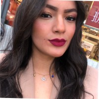Stéfani Oliveira