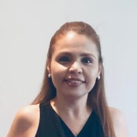 Andrea Salinas