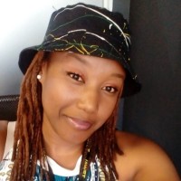 Nomfundo Komotolo