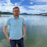 Сергей Максименко