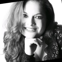 Adriana Carolina Alves Pereira