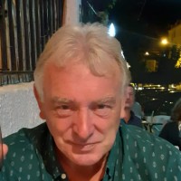 Howard Collins