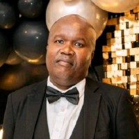 Zola Mshumpela