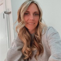 Shannon Burnett ( Snow )