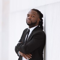 Junior Abengowe