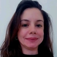 Pâmela Raiz Camargo