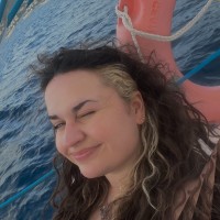 Mia Desautels