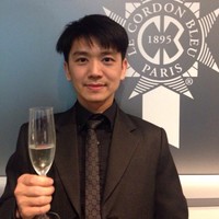 Ming-Feng Wang