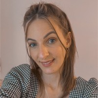 Laura Rayner