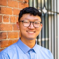 Raymond Lee