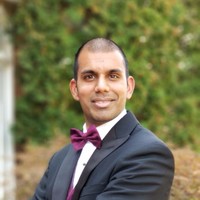 Himesh Shah, Cfa