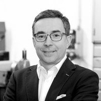 Piotr Flak