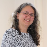 Yvonne Van Der Laan