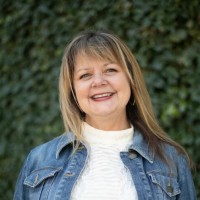 Debbie Bravo