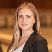 Julianna Yanos