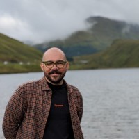 Elliot Grimes
