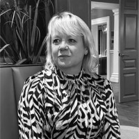 Karen Morrall
