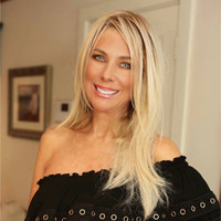 Ronna Lynn
