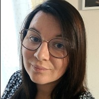 Sandra R.