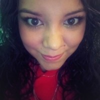 Nitzi Flores