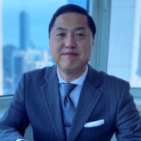 Thomas Sang-Wan Kim, Cfa