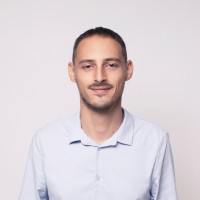 Aharon Lendover