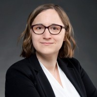 Laura Hennighausen
