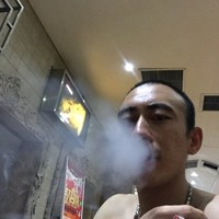 周六群