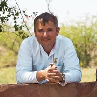 Тихонов Виктор