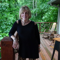 Pat Holt