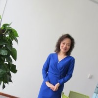 Julia Zhang