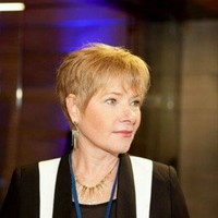 Louise Bezuidenhout