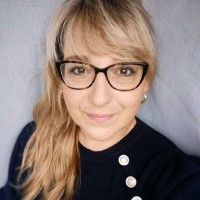 Isabelle Laval