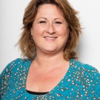 Annemiek V.
