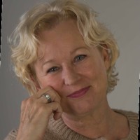 Ella De Wit