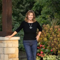 Leslie Hoyt