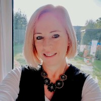 Stephanie Van Thournout
