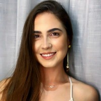 Lívia Carvalho