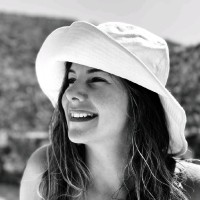 Yasmine Daeninck