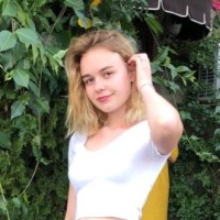 Elizabeth Valteris