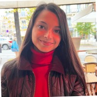 Dennise C Colmenares