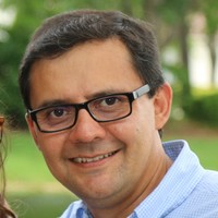 Diego Luzuriaga