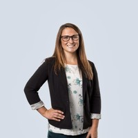 Claire Dougherty, Pe Pmp