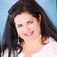 Tracey Bloom