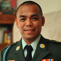Louie Giron